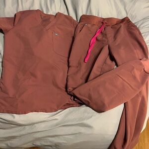 FIGS Scrub Set - Mauve